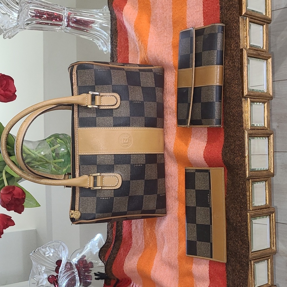 FENDI CHECKERED VINTAGE 3 PIECE HANDBAG WALLET & BILLFOLD